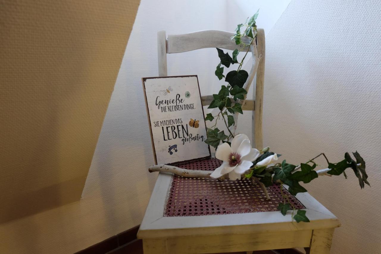 Altes Rathaus Hotel-Restaurant-Cafe Wolfhagen エクステリア 写真