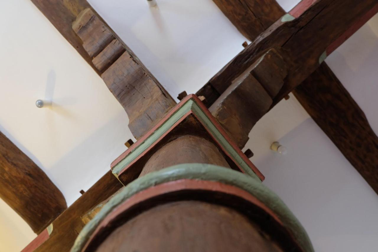 Altes Rathaus Hotel-Restaurant-Cafe Wolfhagen エクステリア 写真