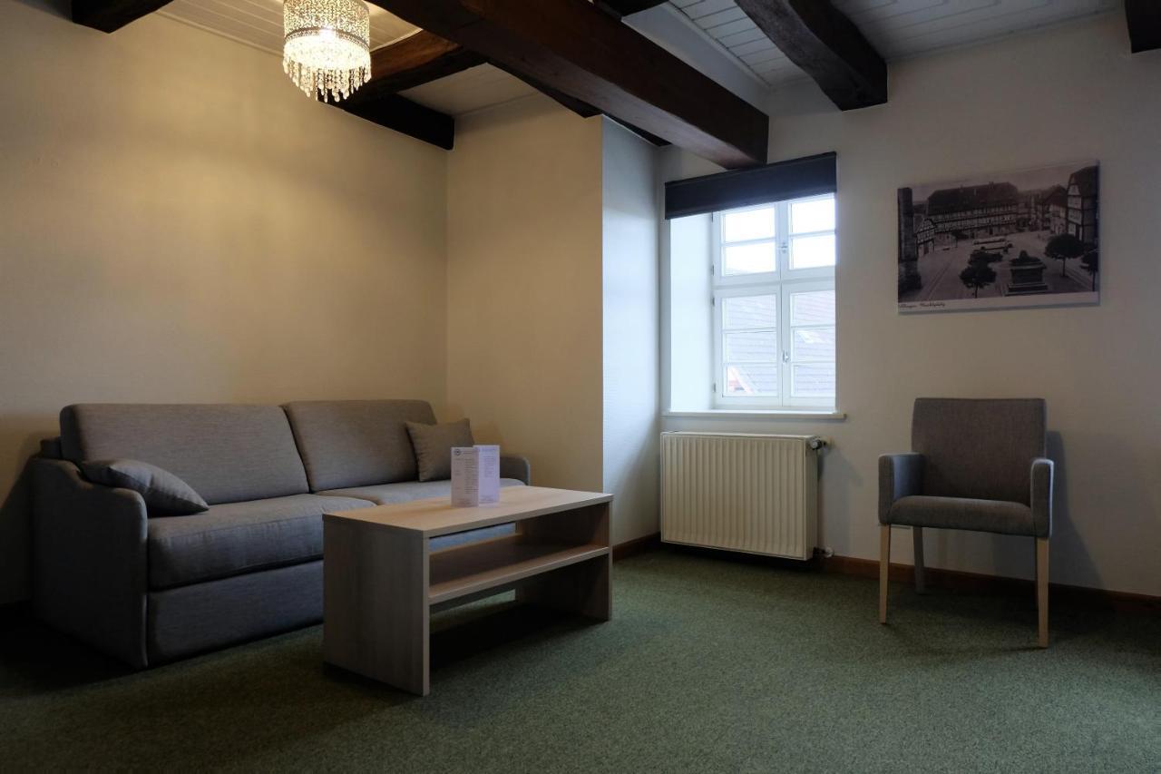 Altes Rathaus Hotel-Restaurant-Cafe Wolfhagen エクステリア 写真